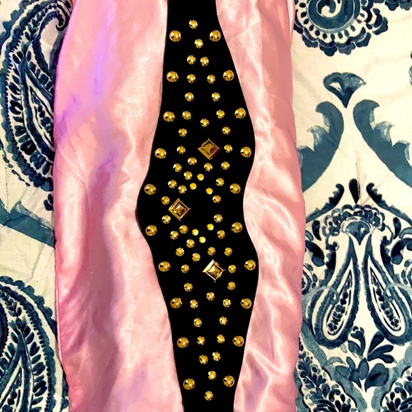 Leather/suede black belt with gold enhancements on front with 8” stretch back. - Picture 1 of 8